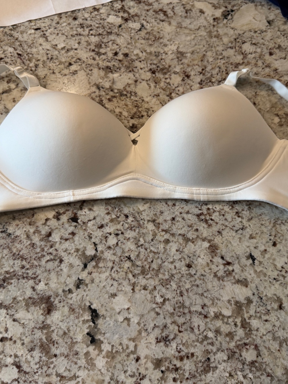 torrid White Padded T-Shirt Bra size 38DD